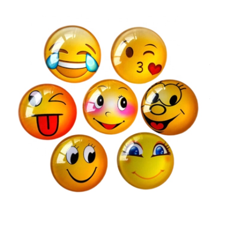 Wholesale Cartoon Cute Smiling Face Refrigerator Sticker Glass Round Dome Fridge Magnet